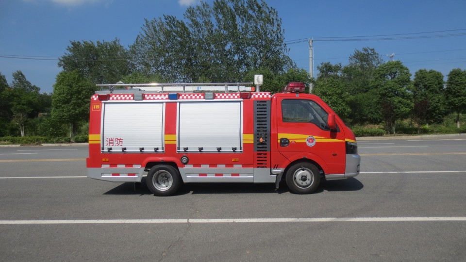 東風(fēng)途逸細(xì)水霧消防車